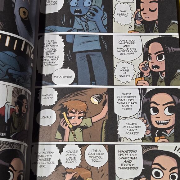 Scott Pilgrim Color Hardcover Set Volumes 1-4 – Bryan Lee O’Malley – Oni Press - Picture 15 of 15